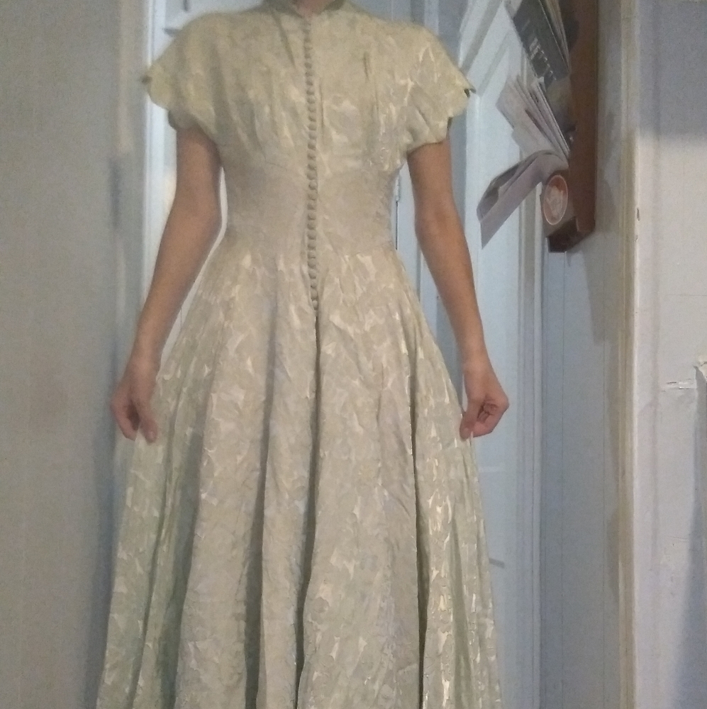 Vintage 1920s wedding dress